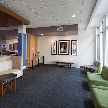 Holiday Inn Express & Suites Alpena - Downtown By Ihg Eksteriør bilde